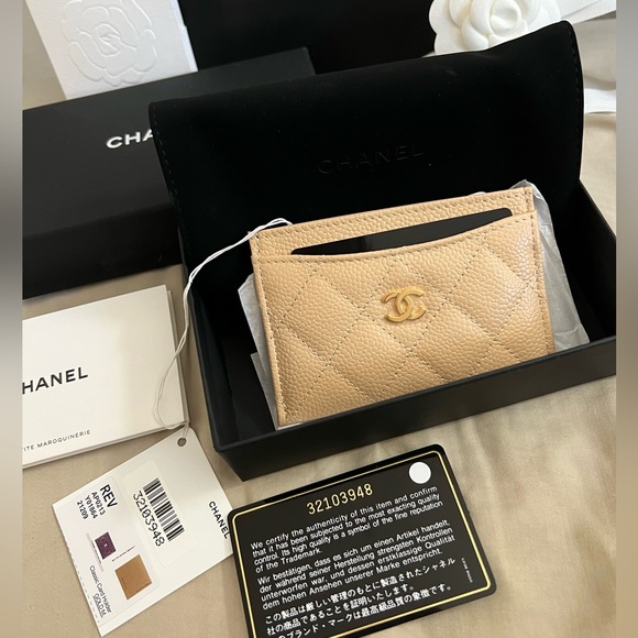 NEW full set. CHANEL beige caviar cardholder with gold CC logo hardware - Picture 3 of 15